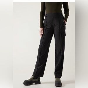 Athleta Vienna Cargo Pant Hike Everyday Athleisure black size 22 casual outdoor